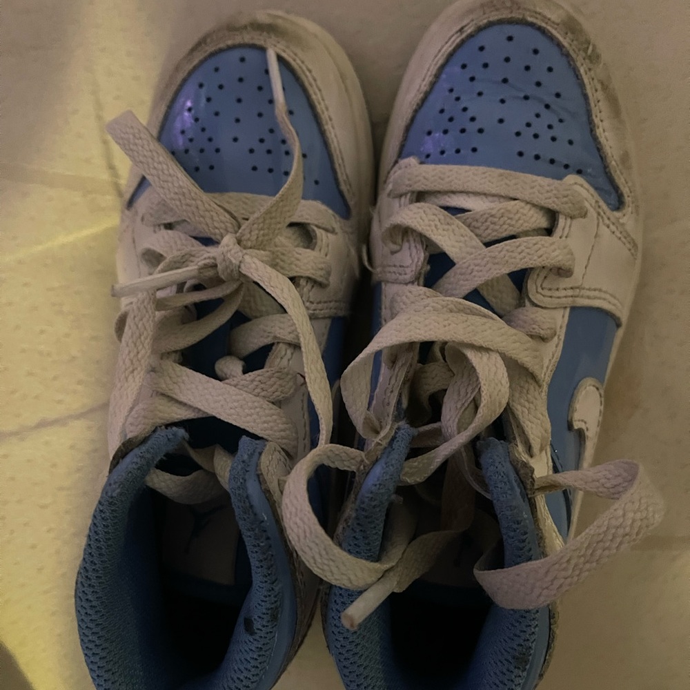 Nike Kids Sky Blue and White Sneakers
